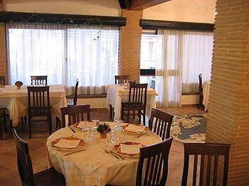 Hotel Ristorante Vecchia Maremma Orbetello Exterior photo